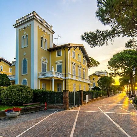 Hotel Ville Bianchi Grado Extérieur photo