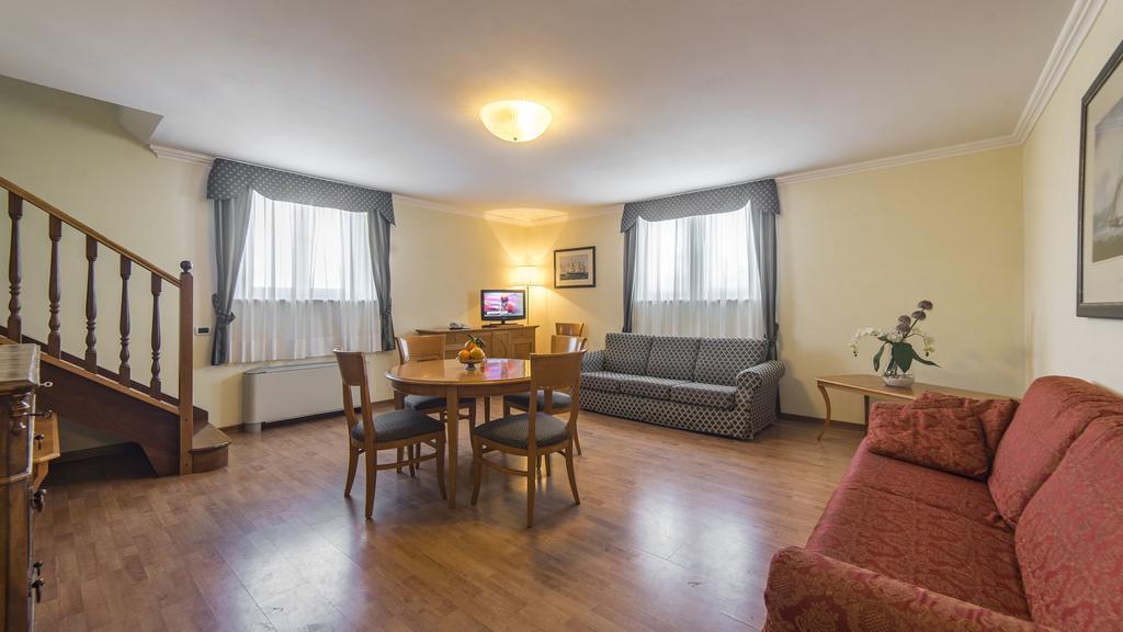Hotel Ville Bianchi Grado Extérieur photo