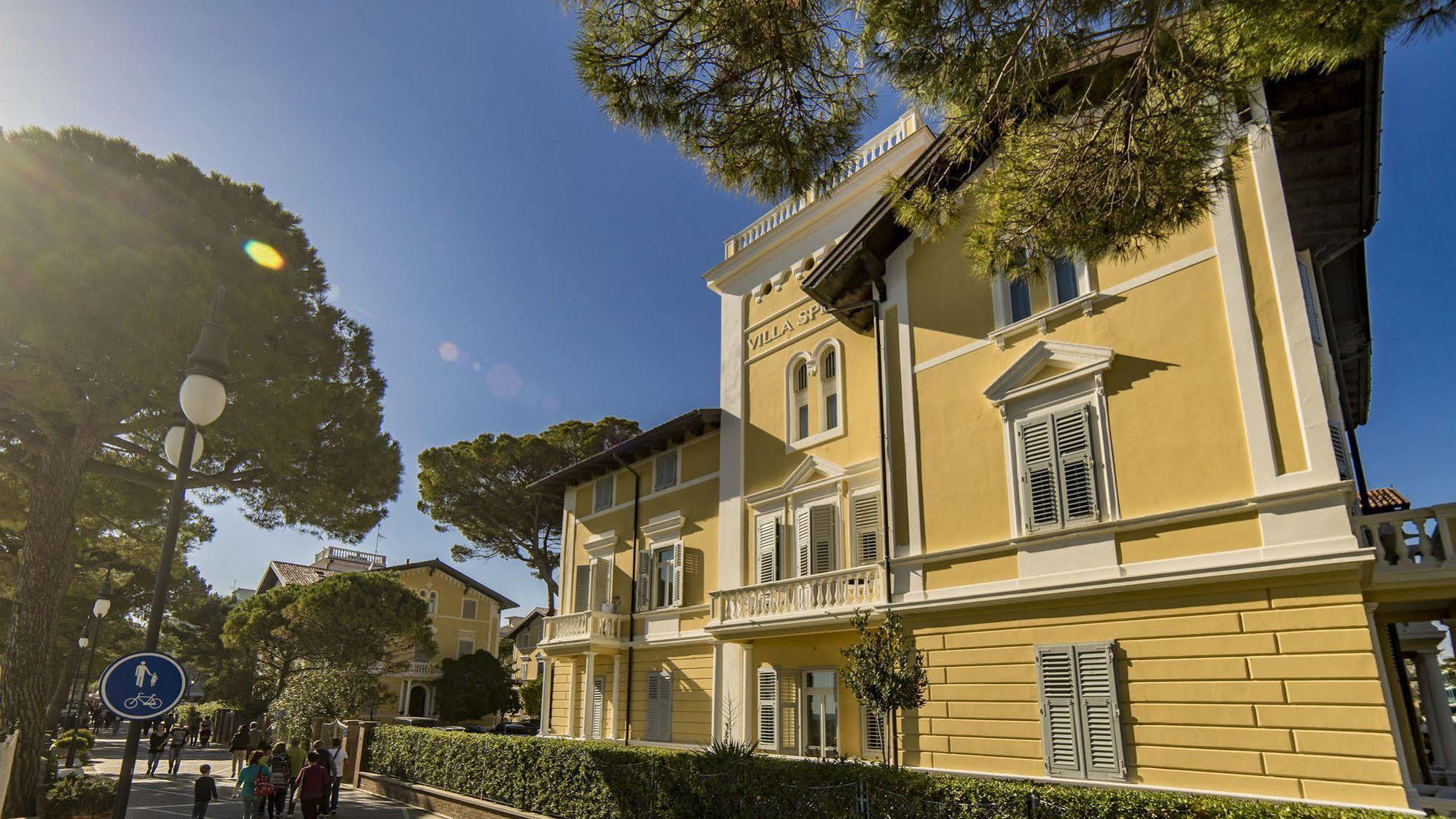 Hotel Ville Bianchi Grado Extérieur photo